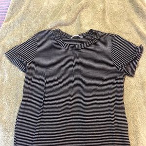Basic stripped shirt